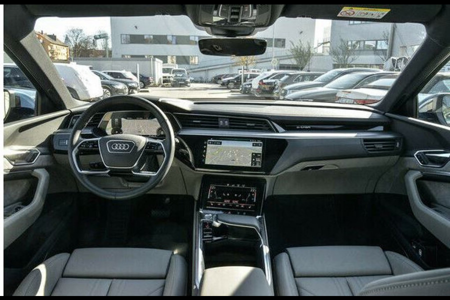 Audi e-tron e-tron 55 quattro advanced (ex BTW) demo beschikbaar vanaf 1-8-2019