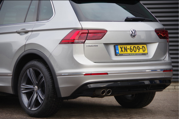 Volkswagen Tiguan 1.5 TSI Highline R-Line AUT. PANO, LED, LEDER, ACC, VIRTUAL COCKPIT, NAVI, PARKEERSENSOREN, CLIMA, 19'' LMV, NL AUT