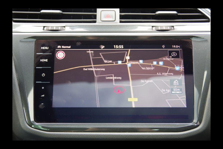 Volkswagen Tiguan 1.5 TSI Highline R-Line AUT. PANO, LED, LEDER, ACC, VIRTUAL COCKPIT, NAVI, PARKEERSENSOREN, CLIMA, 19'' LMV, NL AUT