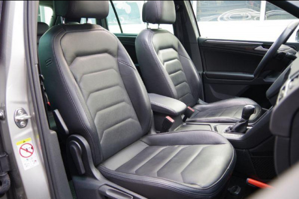 Volkswagen Tiguan 1.5 TSI Highline R-Line AUT. PANO, LED, LEDER, ACC, VIRTUAL COCKPIT, NAVI, PARKEERSENSOREN, CLIMA, 19'' LMV, NL AUT