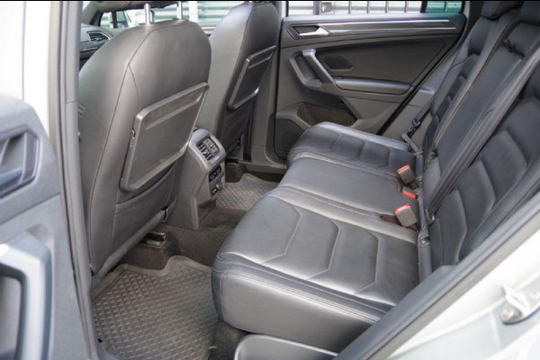 Volkswagen Tiguan 1.5 TSI Highline R-Line AUT. PANO, LED, LEDER, ACC, VIRTUAL COCKPIT, NAVI, PARKEERSENSOREN, CLIMA, 19'' LMV, NL AUT