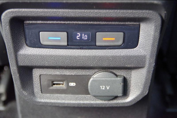 Volkswagen Tiguan 1.5 TSI Highline R-Line AUT. PANO, LED, LEDER, ACC, VIRTUAL COCKPIT, NAVI, PARKEERSENSOREN, CLIMA, 19'' LMV, NL AUT