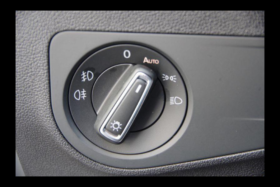 Volkswagen Tiguan 1.5 TSI Highline R-Line AUT. PANO, LED, LEDER, ACC, VIRTUAL COCKPIT, NAVI, PARKEERSENSOREN, CLIMA, 19'' LMV, NL AUT