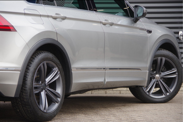 Volkswagen Tiguan 1.5 TSI Highline R-Line AUT. PANO, LED, LEDER, ACC, VIRTUAL COCKPIT, NAVI, PARKEERSENSOREN, CLIMA, 19'' LMV, NL AUT