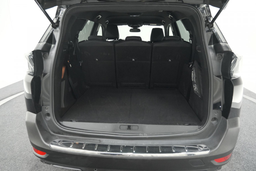 Peugeot 5008 Hybrid 136 e-DSC6 Allure | Camera | Apple Carplay | Navigatie | Parkeersensoren