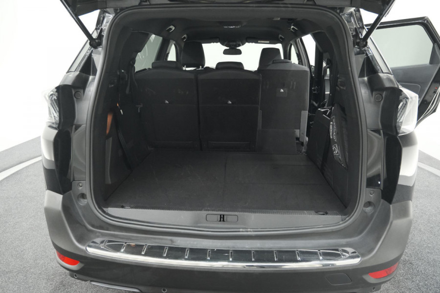 Peugeot 5008 Hybrid 136 e-DSC6 Allure | Camera | Apple Carplay | Navigatie | Parkeersensoren