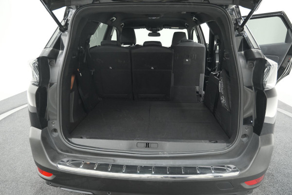 Peugeot 5008 Hybrid 136 e-DSC6 Allure | Camera | Apple Carplay | Navigatie | Parkeersensoren