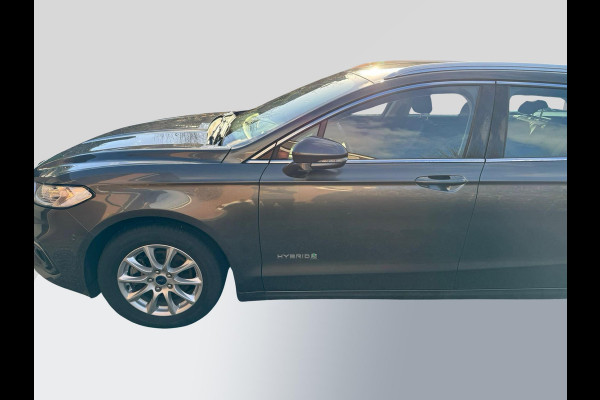 Ford Mondeo Wagon 2.0 IVCT HEV Titanium 187pk Cruise Control | Navigatie | Apple Carplay / Android Auto | Climate control