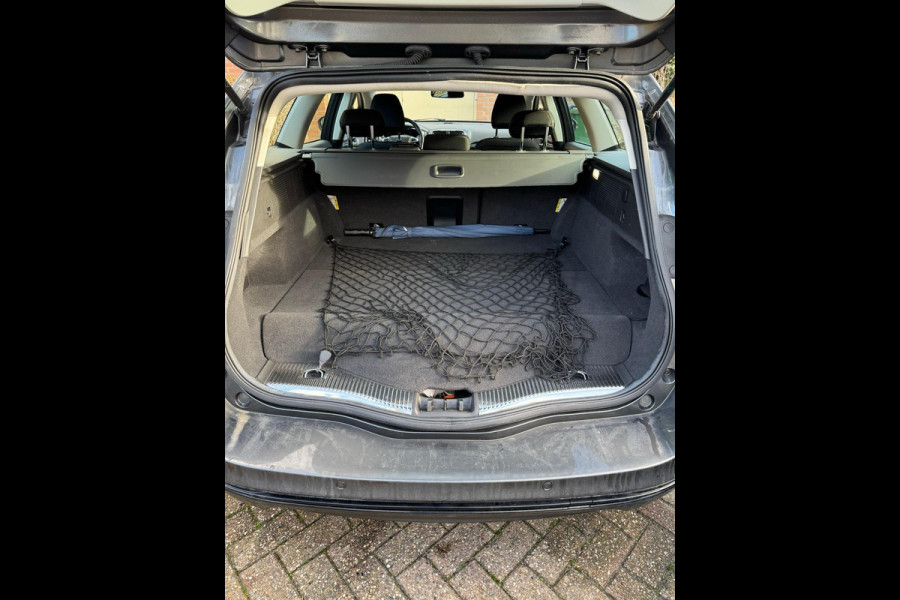 Ford Mondeo Wagon 2.0 IVCT HEV Titanium 187pk Cruise Control | Navigatie | Apple Carplay / Android Auto | Climate control