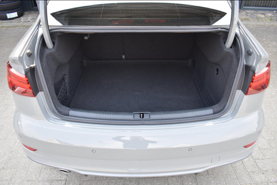 Audi A3 Limousine 30 TFSI Sport S Line | LED | DEALER ONDERHOUDEN | DAB | NAP | NAVIGATIE | CLIMATE CONTROLE