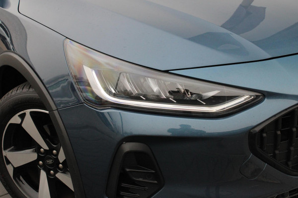 Ford Focus 1.0 EcoBoost Hybrid Active Style | Panoramadak | Winter Pack | Camera | Navigatie | Cruise control