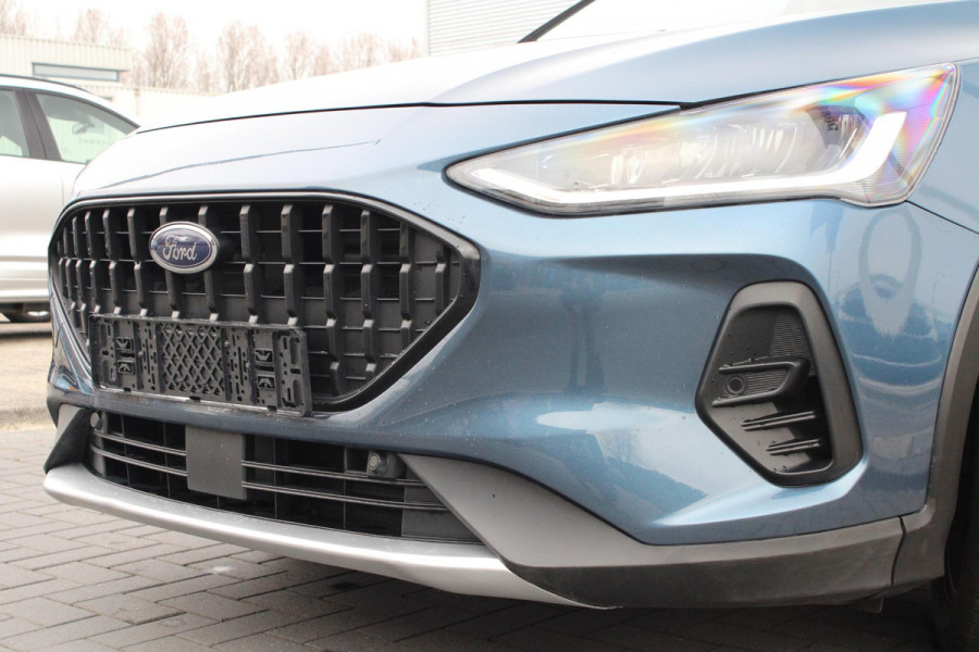 Ford Focus 1.0 EcoBoost Hybrid Active Style | Panoramadak | Winter Pack | Camera | Navigatie | Cruise control