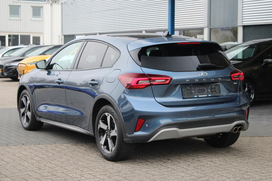 Ford Focus 1.0 EcoBoost Hybrid Active Style | Panoramadak | Winter Pack | Camera | Navigatie | Cruise control