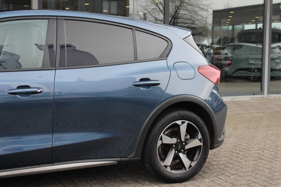 Ford Focus 1.0 EcoBoost Hybrid Active Style | Panoramadak | Winter Pack | Camera | Navigatie | Cruise control
