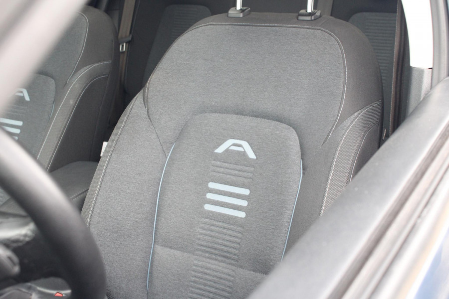 Ford Focus 1.0 EcoBoost Hybrid Active Style | Panoramadak | Winter Pack | Camera | Navigatie | Cruise control