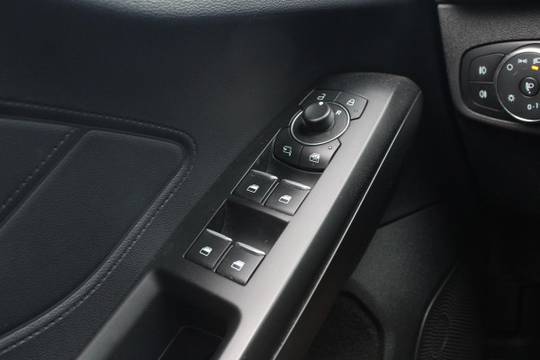 Ford Focus 1.0 EcoBoost Hybrid Active Style | Panoramadak | Winter Pack | Camera | Navigatie | Cruise control