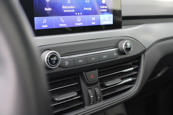 Ford Focus 1.0 EcoBoost Hybrid Active Style | Panoramadak | Winter Pack | Camera | Navigatie | Cruise control
