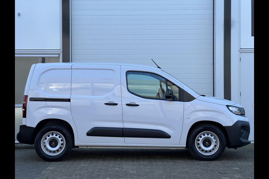 Opel Combo Electric L1 50kWh | Apple Carplay | passagiersbankje | Comfort stoel | betimmering | rijklaarprijs