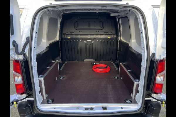 Opel Combo Electric L1 50kWh | Apple Carplay | passagiersbankje | Comfort stoel | betimmering | rijklaarprijs