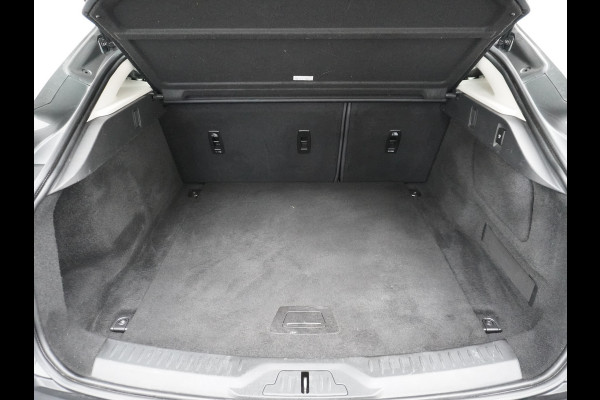 Jaguar I-PACE EV400pk 4WD Leer Pano-Dak Meridan-HiFi 90kWh Camera Apple Carplay Android Auto Stuurverwarming DAB PDC Keyless entry/start LED Lmv 18" Bluetooth WiFi Verkeersbord detectie Cruise Control  Uitparkeer waarschuwing Business Edition 400PK 696NM Koppel