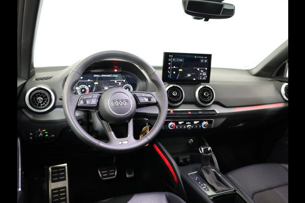 Audi Q2 35 TFSI S Edition 150 pk S-tronic | Verlengde garantie | Navigatie | Parkeersensoren achter | Adaptieve cruise control | Autom. airco | Matrix LED koplampen | S-line |