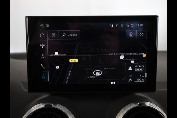 Audi Q2 35 TFSI S Edition 150 pk S-tronic | Verlengde garantie | Navigatie | Parkeersensoren achter | Adaptieve cruise control | Autom. airco | Matrix LED koplampen | S-line |
