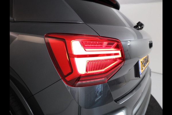 Audi Q2 35 TFSI S Edition 150 pk S-tronic | Verlengde garantie | Navigatie | Parkeersensoren achter | Adaptieve cruise control | Autom. airco | Matrix LED koplampen | S-line |