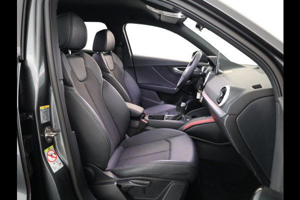 Audi Q2 35 TFSI S Edition 150 pk S-tronic | Verlengde garantie | Navigatie | Parkeersensoren achter | Adaptieve cruise control | Autom. airco | Matrix LED koplampen | S-line |