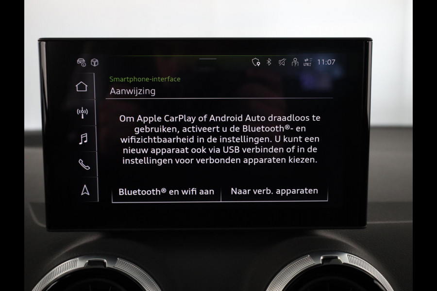 Audi Q2 35 TFSI S Edition 150 pk S-tronic | Verlengde garantie | Navigatie | Parkeersensoren achter | Adaptieve cruise control | Autom. airco | Matrix LED koplampen | S-line |