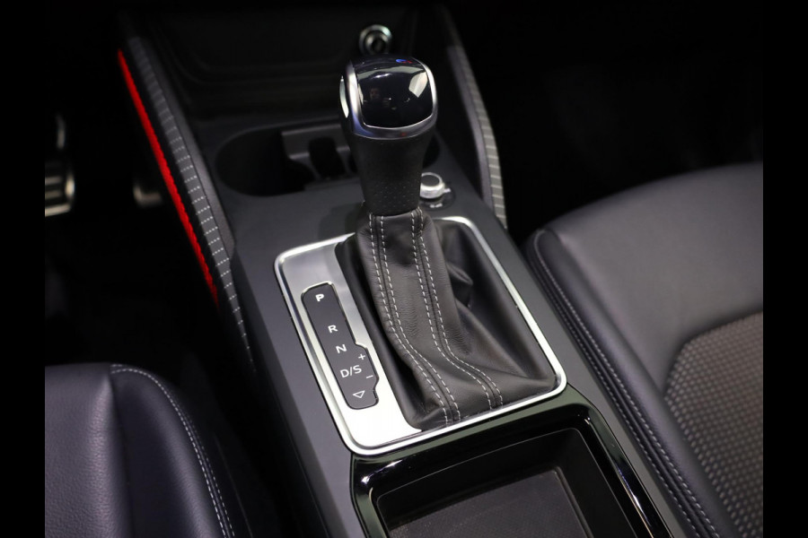 Audi Q2 35 TFSI S Edition 150 pk S-tronic | Verlengde garantie | Navigatie | Parkeersensoren achter | Adaptieve cruise control | Autom. airco | Matrix LED koplampen | S-line |