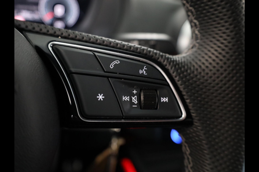 Audi Q2 35 TFSI S Edition 150 pk S-tronic | Verlengde garantie | Navigatie | Parkeersensoren achter | Adaptieve cruise control | Autom. airco | Matrix LED koplampen | S-line |