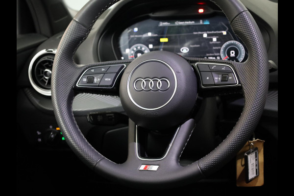 Audi Q2 35 TFSI S Edition 150 pk S-tronic | Verlengde garantie | Navigatie | Parkeersensoren achter | Adaptieve cruise control | Autom. airco | Matrix LED koplampen | S-line |