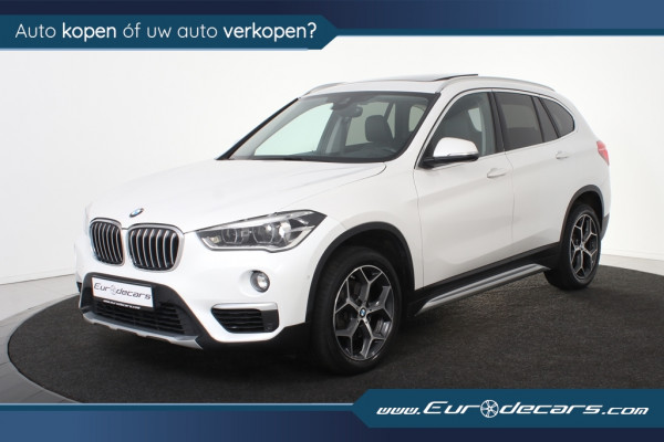 BMW X1 sDrive18i *1ste Eigenaar*Leer*Navigatie*HUD*Panoramadak*