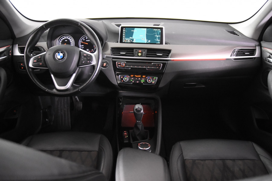BMW X1 sDrive18i *1ste Eigenaar*Leer*Navigatie*HUD*Panoramadak*