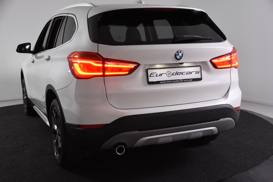 BMW X1 sDrive18i *1ste Eigenaar*Leer*Navigatie*HUD*Panoramadak*