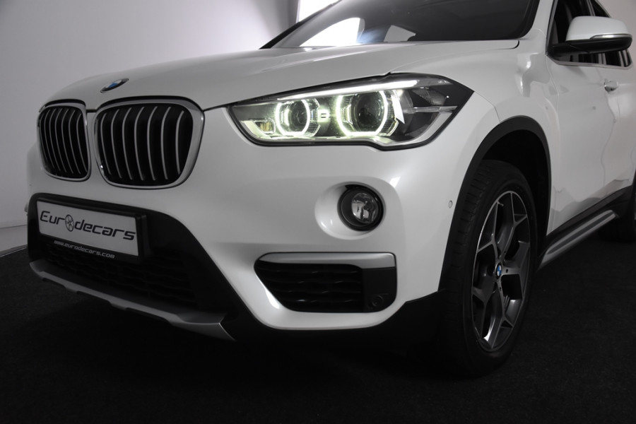 BMW X1 sDrive18i *1ste Eigenaar*Leer*Navigatie*HUD*Panoramadak*