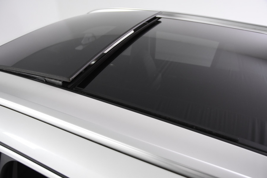BMW X1 sDrive18i *1ste Eigenaar*Leer*Navigatie*HUD*Panoramadak*