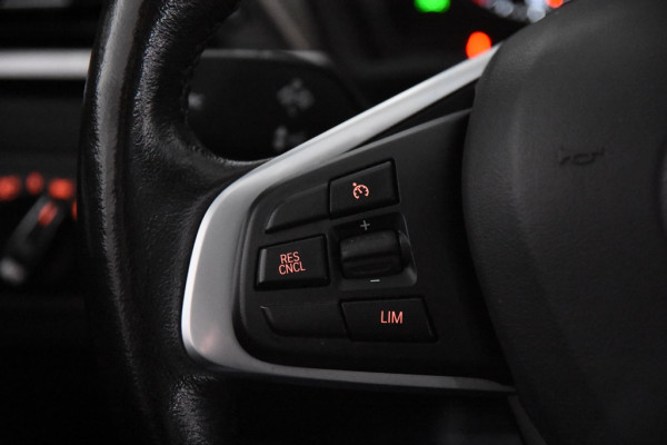 BMW X1 sDrive18i *1ste Eigenaar*Leer*Navigatie*HUD*Panoramadak*