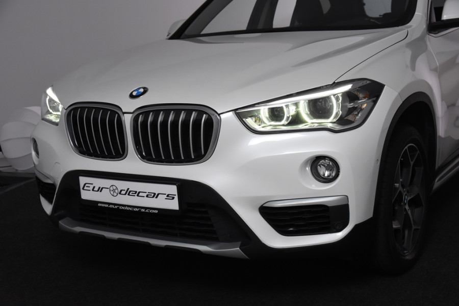 BMW X1 sDrive18i *1ste Eigenaar*Leer*Navigatie*HUD*Panoramadak*