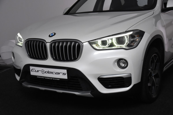 BMW X1 sDrive18i *1ste Eigenaar*Leer*Navigatie*HUD*Panoramadak*