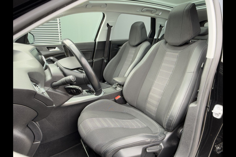 Peugeot 308 SW BWJ 10-2019 | 1.2PT 131PK Allure | PANO | TREKHAAK | CRUISE | CAMERA | CLIMA | NAVI | LEDER/STOF
