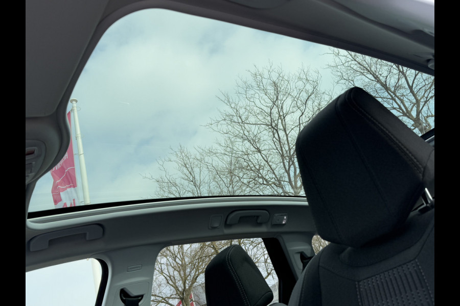 Peugeot 308 SW BWJ 10-2019 | 1.2PT 131PK Allure | PANO | TREKHAAK | CRUISE | CAMERA | CLIMA | NAVI | LEDER/STOF
