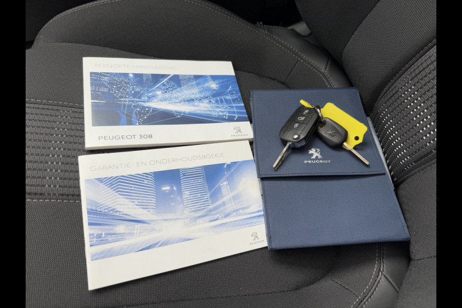 Peugeot 308 SW BWJ 10-2019 | 1.2PT 131PK Allure | PANO | TREKHAAK | CRUISE | CAMERA | CLIMA | NAVI | LEDER/STOF