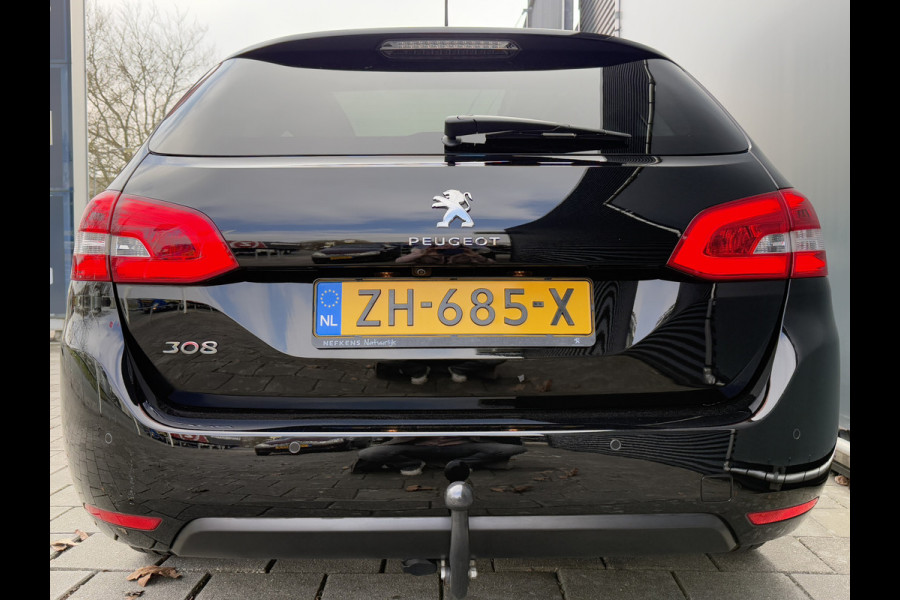 Peugeot 308 SW BWJ 10-2019 | 1.2PT 131PK Allure | PANO | TREKHAAK | CRUISE | CAMERA | CLIMA | NAVI | LEDER/STOF