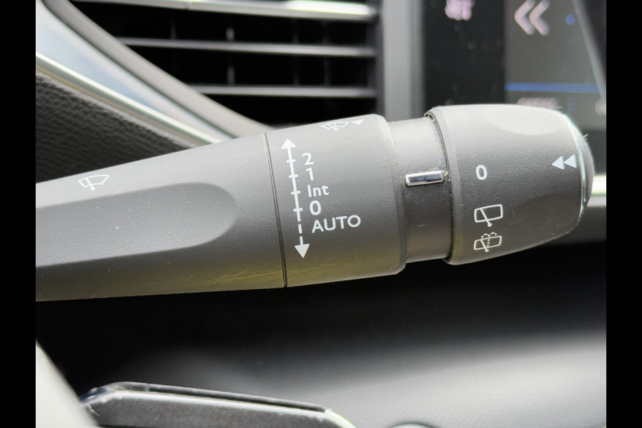 Peugeot 308 SW BWJ 10-2019 | 1.2PT 131PK Allure | PANO | TREKHAAK | CRUISE | CAMERA | CLIMA | NAVI | LEDER/STOF