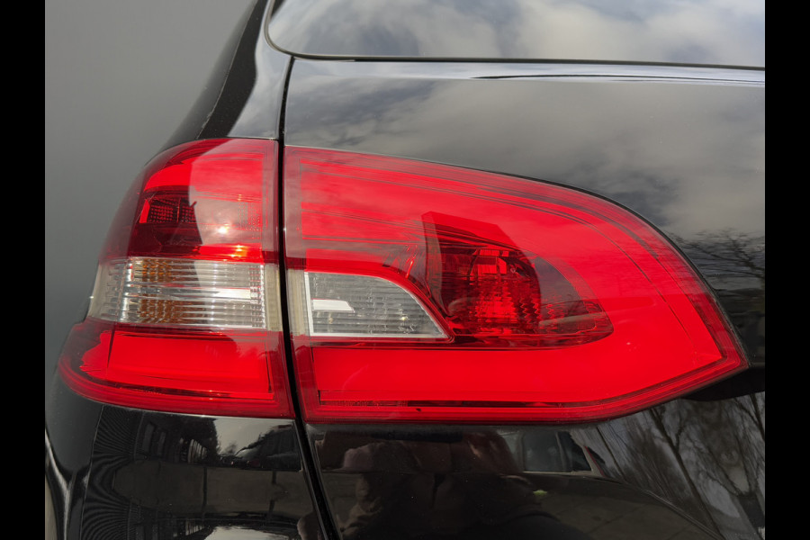 Peugeot 308 SW BWJ 10-2019 | 1.2PT 131PK Allure | PANO | TREKHAAK | CRUISE | CAMERA | CLIMA | NAVI | LEDER/STOF