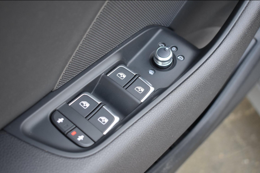 Audi A3 Limousine 30 TFSI Sport S Line | LED | DEALER ONDERHOUDEN | DAB | NAP | NAVIGATIE | CLIMATE CONTROLE