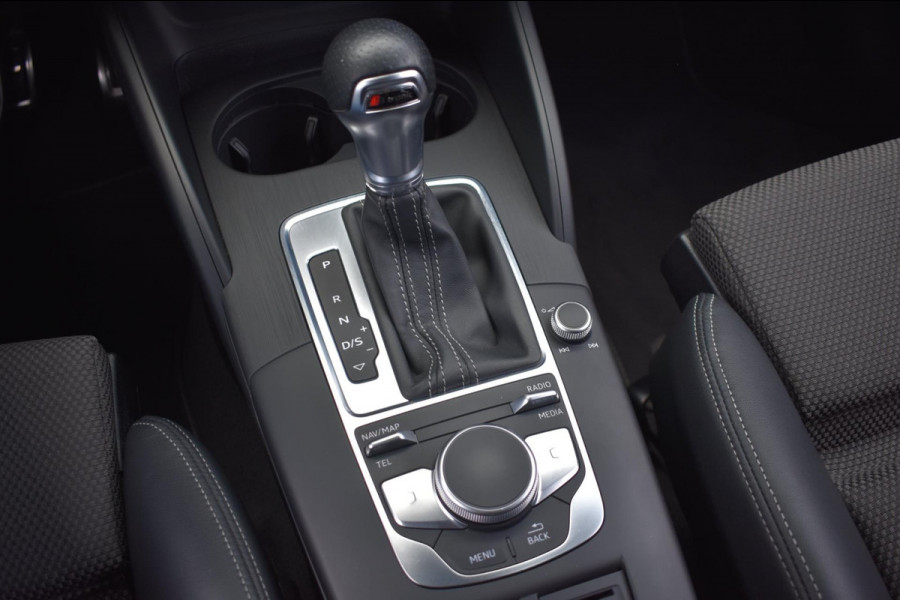 Audi A3 Limousine 30 TFSI Sport S Line | LED | DEALER ONDERHOUDEN | DAB | NAP | NAVIGATIE | CLIMATE CONTROLE