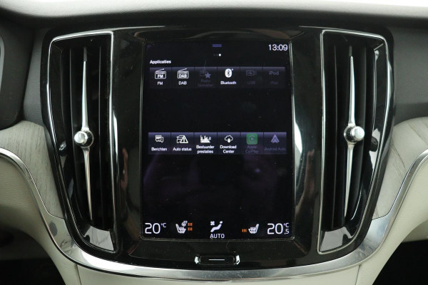 Volvo V60 Cross Country 2.0 B5 AWD Pro | Panoramadak | Leder | Stoel & stuurverwarming | Adaptive cruise | Memory | Carplay | Full LED | Keyless | Navigatie
