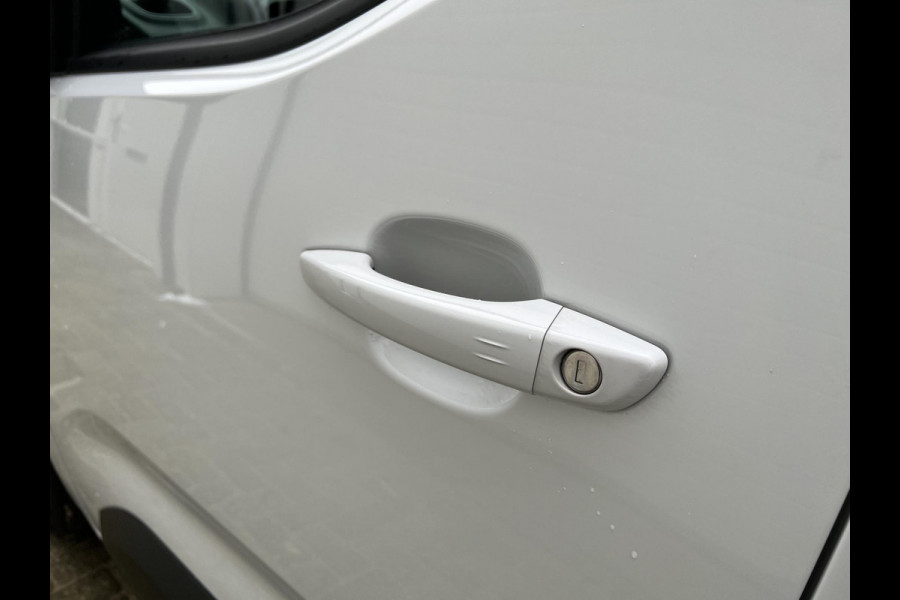 Citroën Berlingo L1 100 Pk. | 2,9% rente | Apple Carplay | Climate Control | camera | Keyless Entry | Comfort bestuurdersstoel | rijklaarprijs